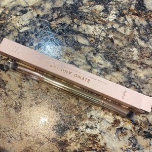 Blend and tap MaskCara brush